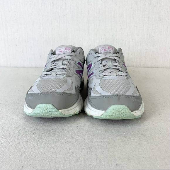 New Balance Women's 510 V4 Light Gray/Purple All Terrain Athletic Shoes - Size 8 - Picture 4 of 14